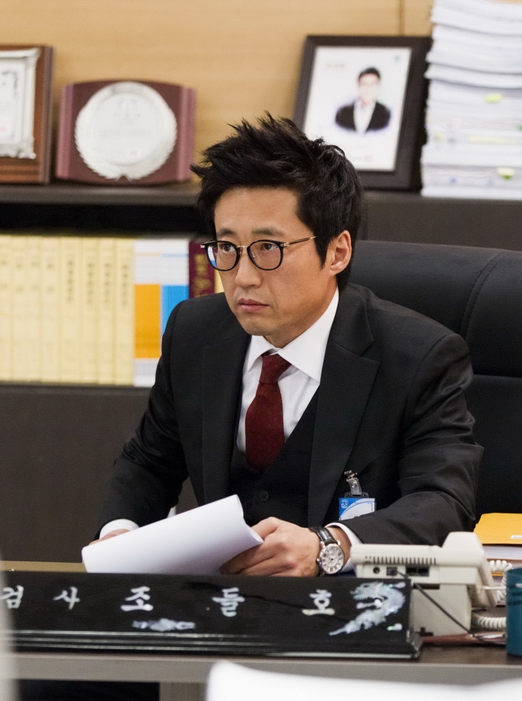 Park Shin Yang tái xuất màn ảnh trong "Mặt trái của công lý"