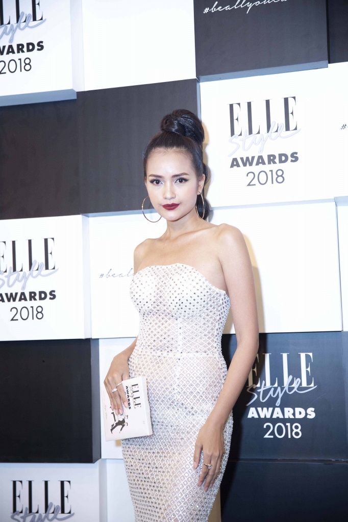 dan next top do sac cung nhau tren tham do elle style awards