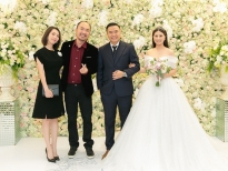 Thu Trang - Tiến Luật tình tứ đi dự đám cưới của đạo diễn Nhất Trung