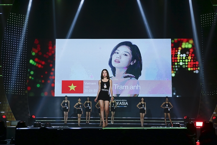 Quỳnh Anh lọt vào top 10 'Face of Asia' (Asia Model Festival 2019) quynh anh lot vao top 10 face of asia asia model festival 2019