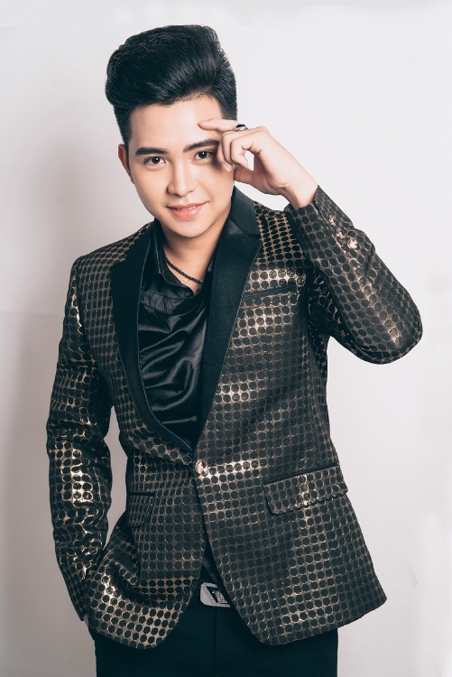 Nguyễn Gia Nhật dẫn đầu bình chọn "Thần tượng Bolero 2019"