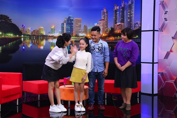 dieu con muon noi co be 11 tuoi bien ban than tro nen co doc vi ba qua nghiem khac