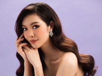 Hoa hậu Bùi Lý Thiên Hương khoe làn da nâu và đôi chân dài miên man