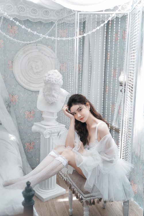 Trương Quỳnh Anh tiết lộ vai diễn 'oan gia ngõ hẹp' cùng Lý Bình trong phim mới