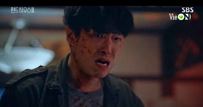 'Penthouse: High Class War 3' tập 3: Jenny tự tử, Baek Jun Ki Cheon 'thả thính' Seo Jin