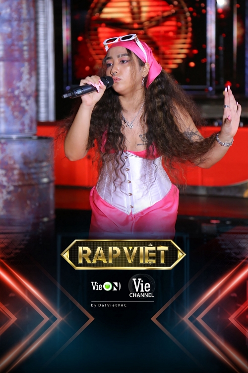 Chàng rapper mang lô tô lên sân khấu casting 'Rap Việt' mùa 2