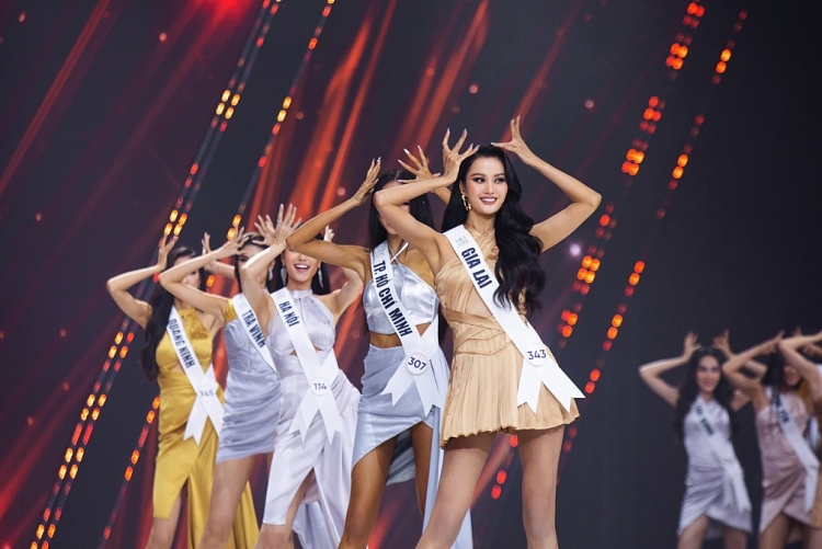 Nguyễn Thị Ngọc Châu đăng quang 'Hoa hậu hoàn vũ Việt Nam 2022'