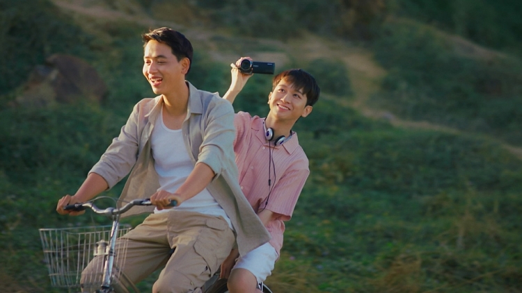 Đỗ Hoàng Dương tung teaser MV kịch tính như phim về bạo lực học đường