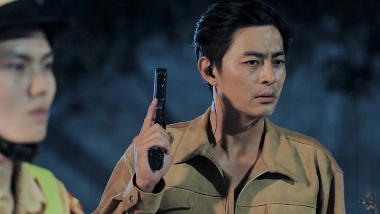 Casting vai cảnh sát chính diện, Quốc Huy 'quay xe' phút cuối vào vai phản diện trong 'Người thầm lặng'