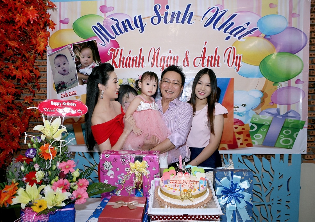 gia dinh trinh kim chi mung sinh nhat hai co cong chua