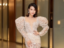 Hoàng Oanh 'ghi điểm' tại lễ hội 'Korea - Viet Nam Fashion Festival Awards 2019'