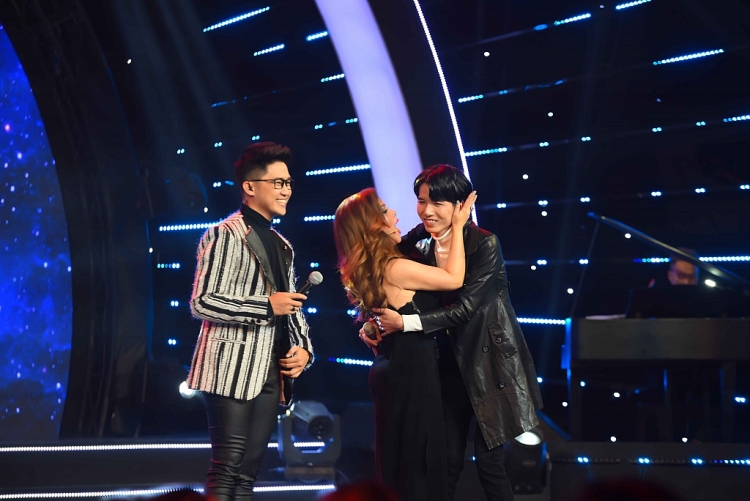 ai se thanh sao le thuy anh van but pha quang le ngam ngui gui minh tuyet hoc tro cung