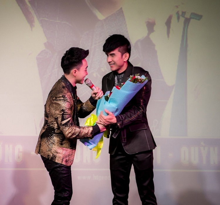 ly giai ve minishow dau tien thanh cong cua trung quang tai tphcm