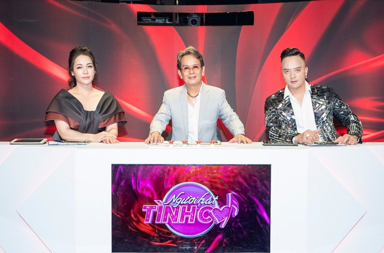 nhac si duc huy hao hung voi vai tro giam khao nguoi hat tinh ca mua 5