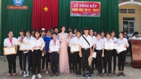 Hoa hậu Huỳnh Vy khánh thành cầu, trao học bổng cho huyện Lấp Vò - Đồng Tháp