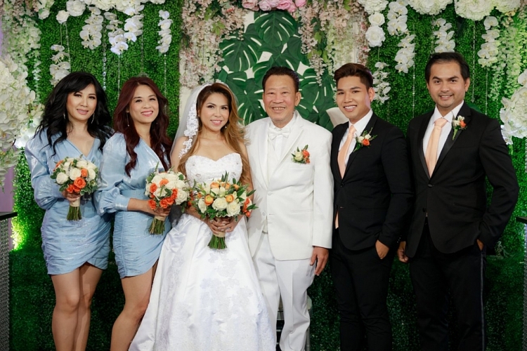  Dàn sao hải ngoại quy tụ về Bolsa dự đám cưới bạc cặp đôi Lê Quang – Cam Thơ