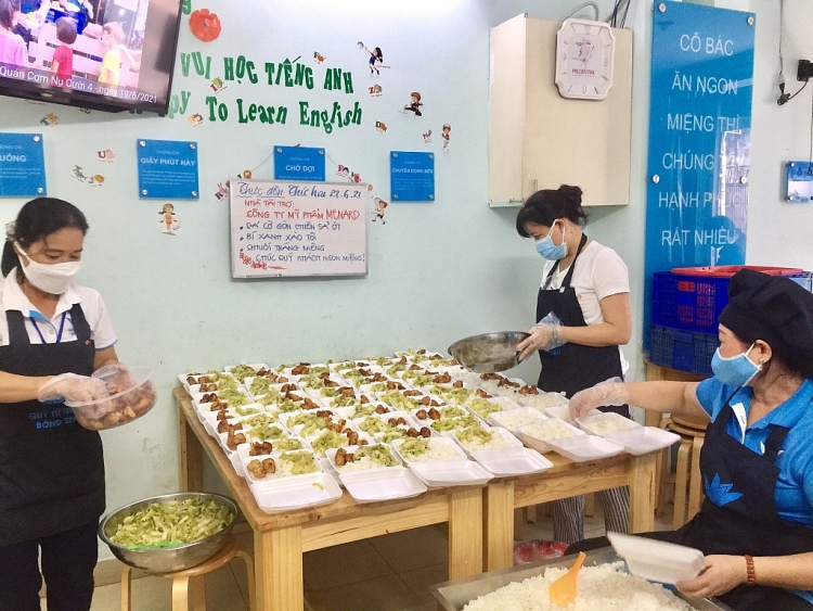 Hà Anh Tuấn khởi xướng chiến dịch 'Sài Gòn thương nhau' cùng Viet Vision