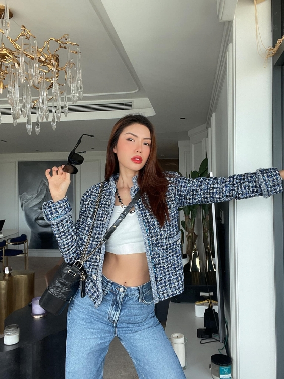 'Giết thời gian' cùng Minh Tú trong giai đoạn giãn cách tại nhà