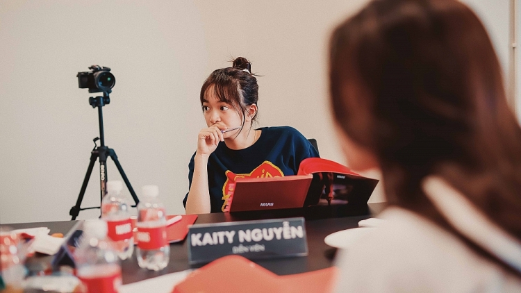 NSND Lê Khanh mở lớp học diễn xuất đặc biệt chỉ với 2 học trò đều là ngôi sao màn ảnh nổi tiếng Lan Ngọc - Kaity Nguyễn