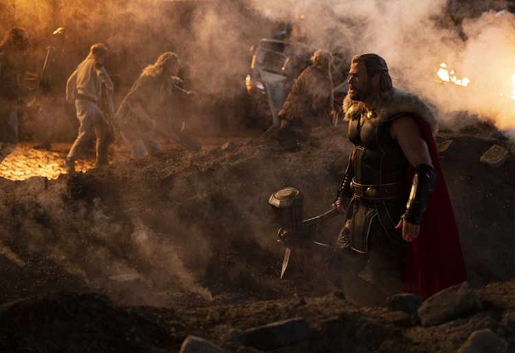 Christian Bale: Chàng 'tắc kè hoa' hóa phản diện cực chất trong 'Thor: Love and thunder'