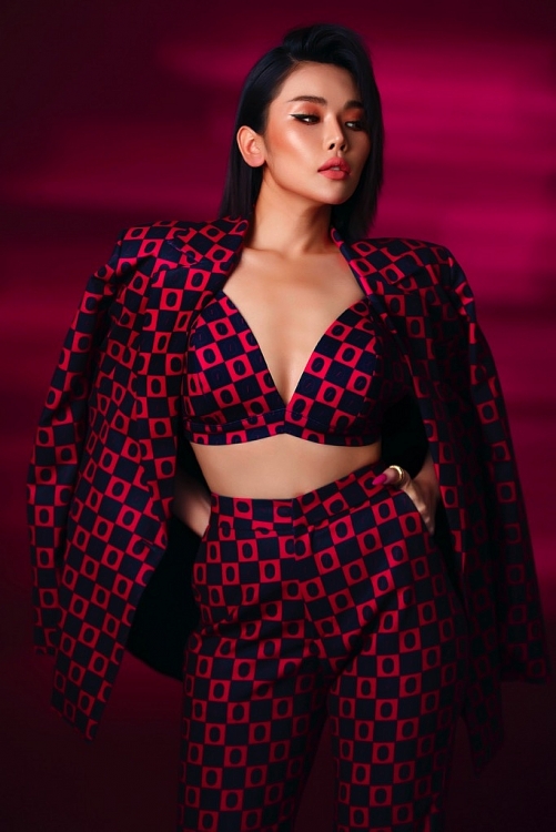 Loạt ảnh 'kinh hoàng' trong quá khứ của Trương Thảo Nhi và cú sốc bị người yêu bỏ vì ngoại hình