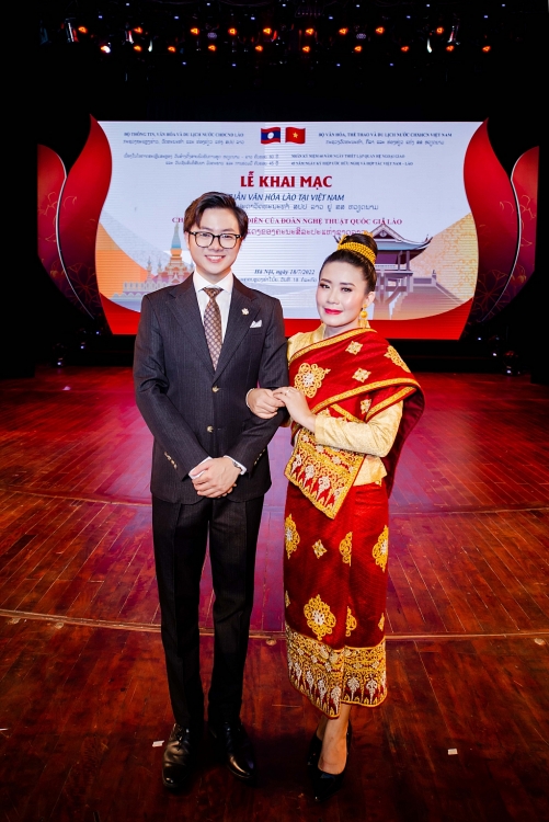 MC Duy Dương tự hào đại diện Việt Nam dẫn dắt 2 sự kiện văn hoá lớn về ngoại giao