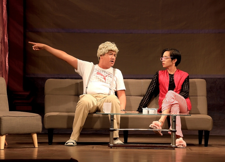 Khán giả tìm thấy mình trong 'Thương thì thương thế thôi' tại Sân khấu kịch Hồng Vân