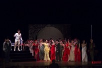 Nhạc kịch 'Con dơi' rộn rã khai màn 'Giai điệu mùa thu 2017'