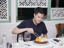 Ca sĩ Quang Dũng bất ngờ được tổ chức sinh nhật nơi xứ bạn