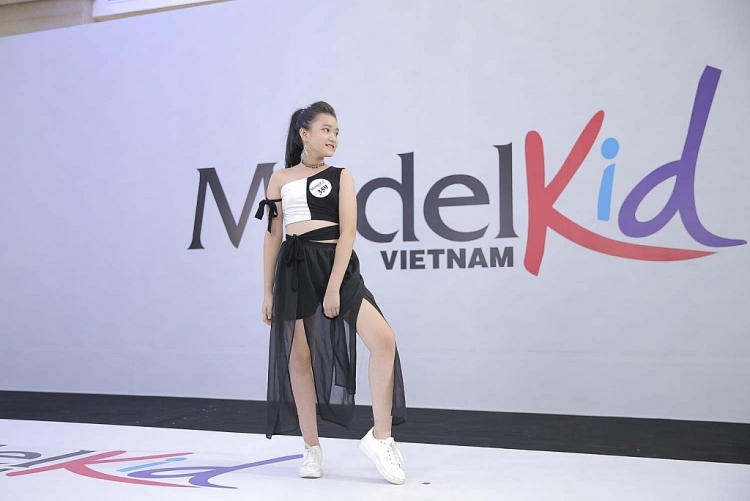model kid vietnam 2019 chuong mau nhi hon nhien ngay tho
