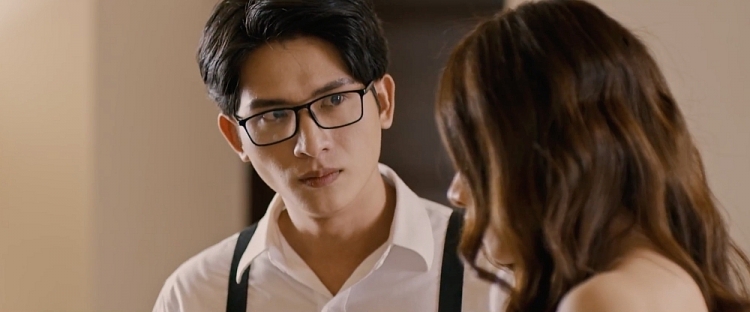 dieu gi bi an dang sau cuoc tuyen chon quan gia cho cau chu ma ca rong