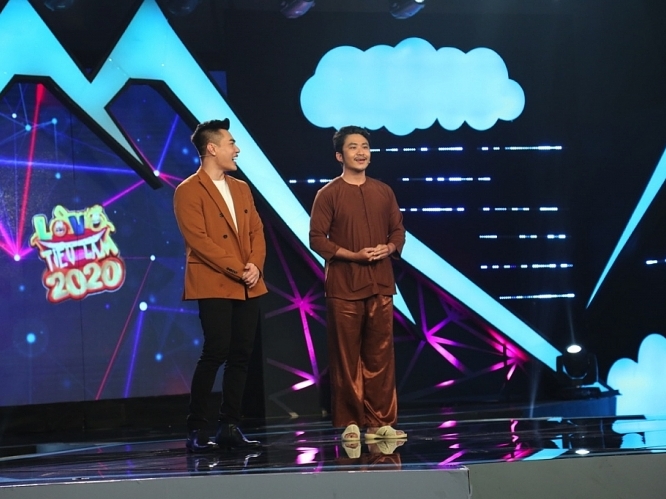 'Lò võ tiếu lâm': Trung Phương khiến ban giám khảo nghẹn lời vì tình yêu với sân khấu