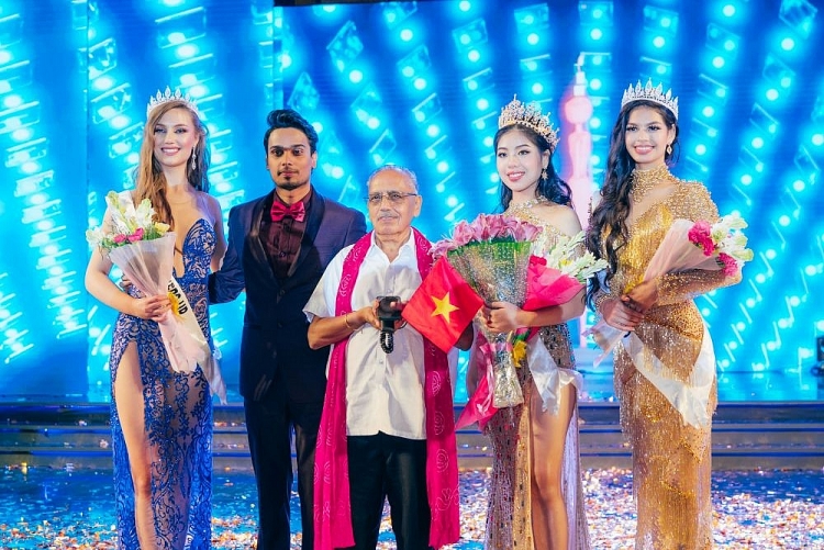 Ngô Ngọc Gia Hân trở thành tân Hoa hậu 'Miss Teen International 2022'