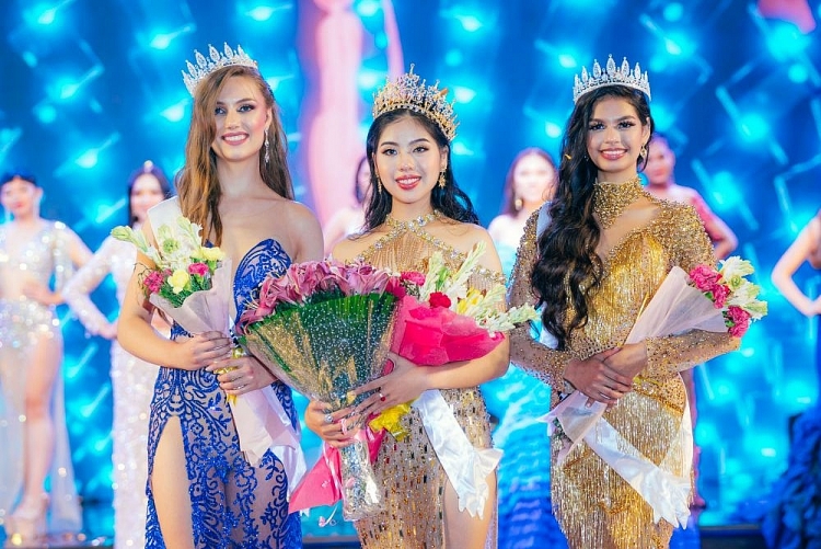 Ngô Ngọc Gia Hân trở thành tân Hoa hậu 'Miss Teen International 2022'