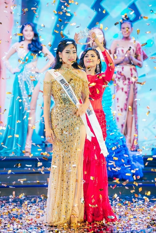 Ngô Ngọc Gia Hân trở thành tân Hoa hậu 'Miss Teen International 2022'