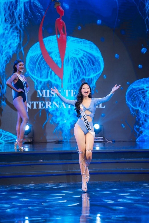 Ngô Ngọc Gia Hân trở thành tân Hoa hậu 'Miss Teen International 2022'