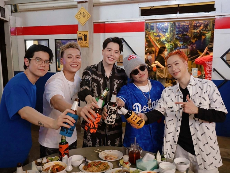 Rapper Thỏ (Da LAB): Sinh ra ở vạch đi nên tôi phải đi lùi lại so với mọi người