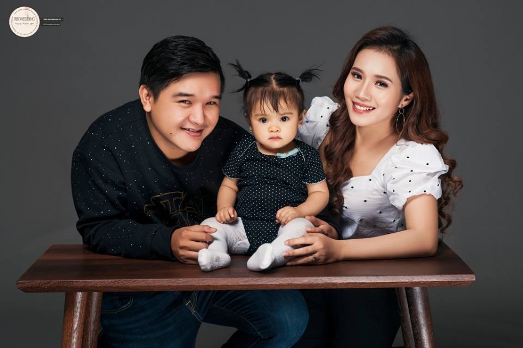 'Chát với mẹ bỉm sữa': Vợ đạo diễn 'trăm tỷ' Võ Thanh Hòa lần đầu tiết lộ hành trình mang thai đầy khó khăn