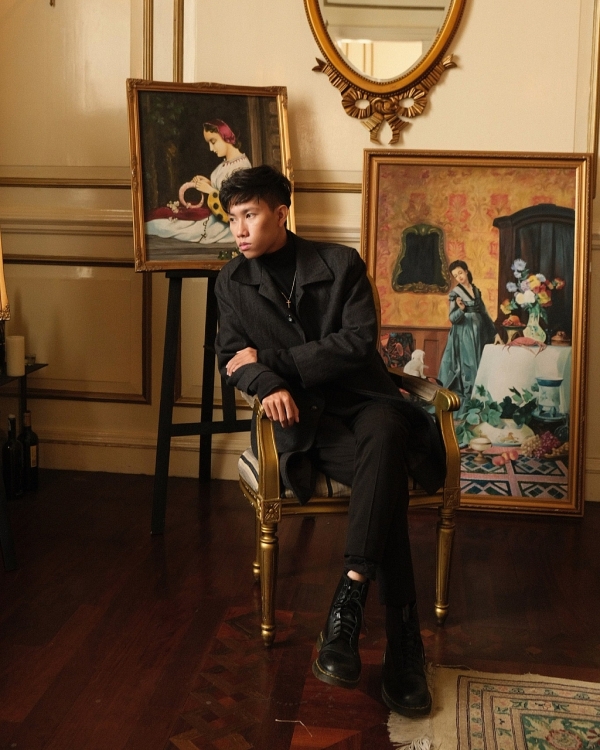 Hoaprox gây chú ý khi kết hợp với ca sĩ người Hà Lan