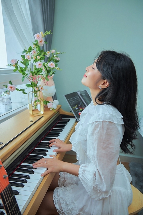 Ca sĩ Duyên Quỳnh: Từ tuổi thơ khó khăn đến hành trình 15 năm nỗ lực ở Sài Gòn