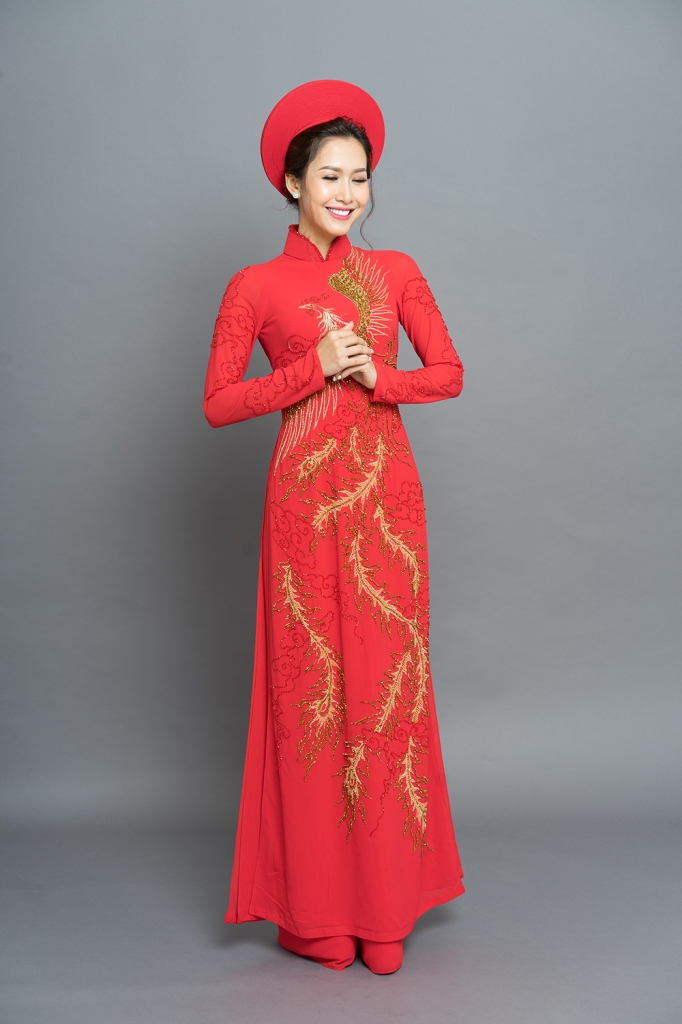 hoa hau phan thu quyen tu van ao dai cho mua cuoi nam nay