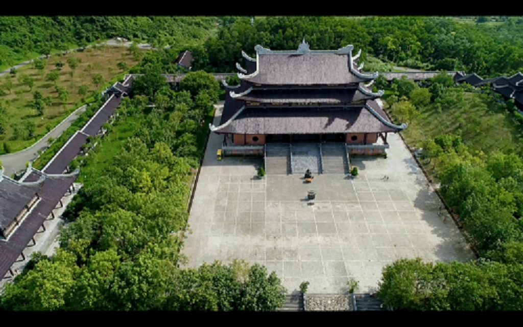 quang vinh kham pha ha long tren can