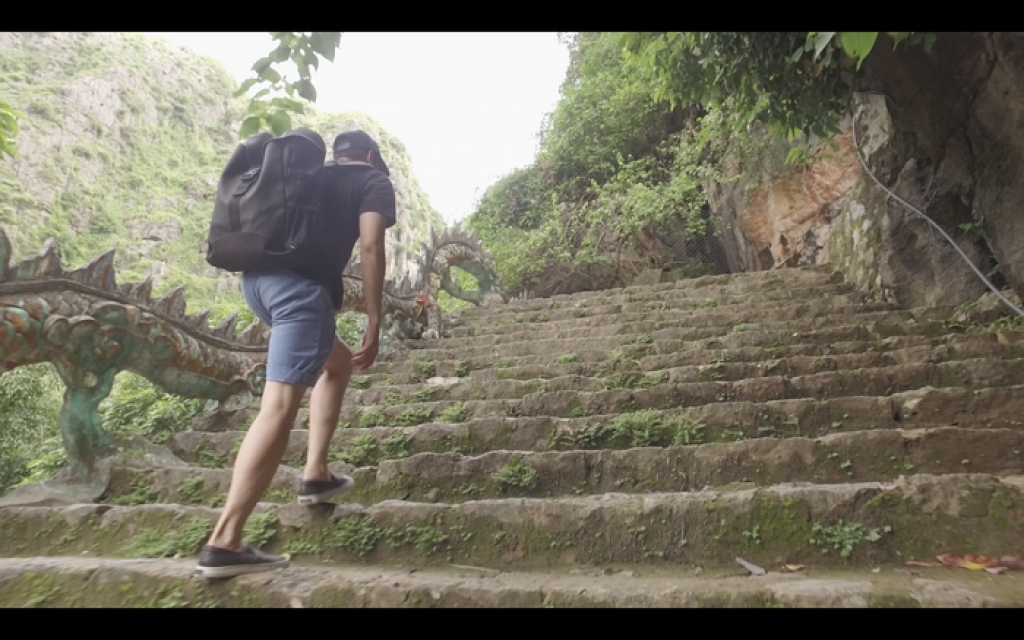 quang vinh kham pha ha long tren can