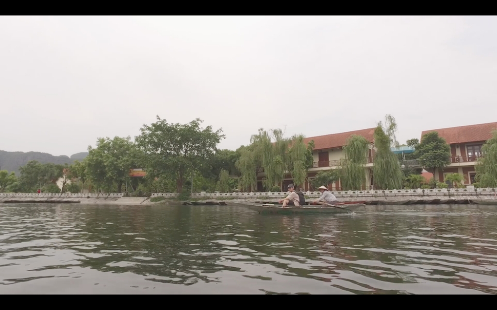 quang vinh kham pha ha long tren can