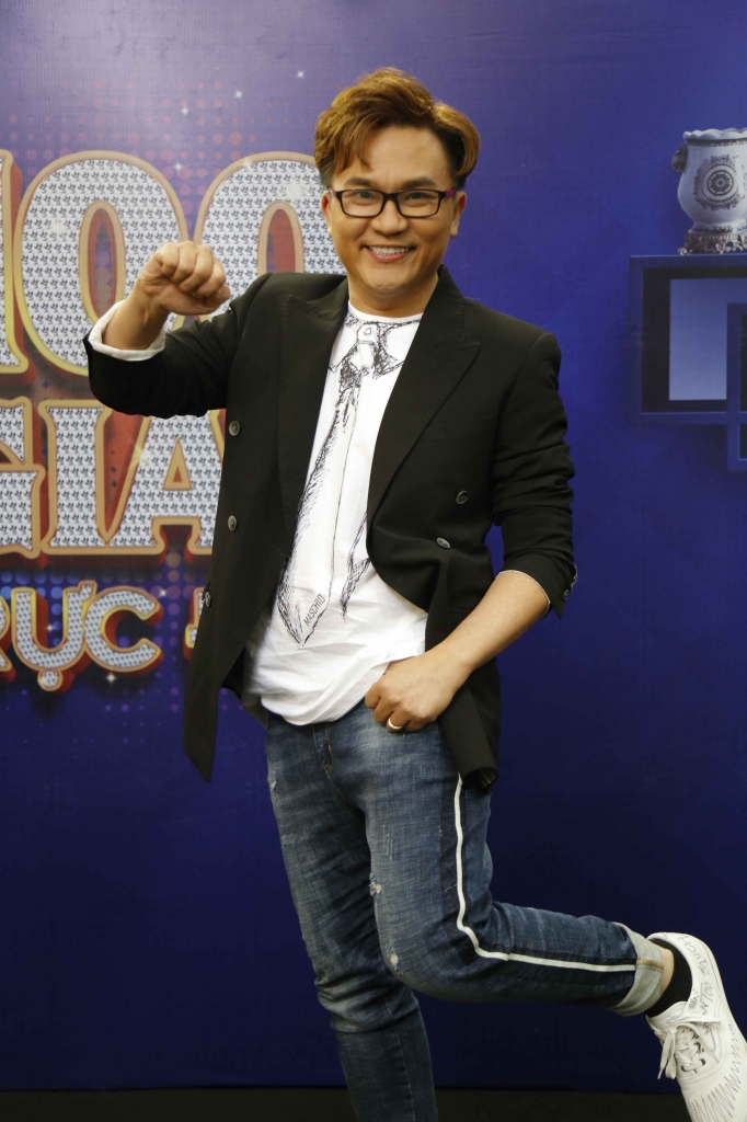 giua tin don mang thai hari won van miet mai chay show 100 giay ruc ro