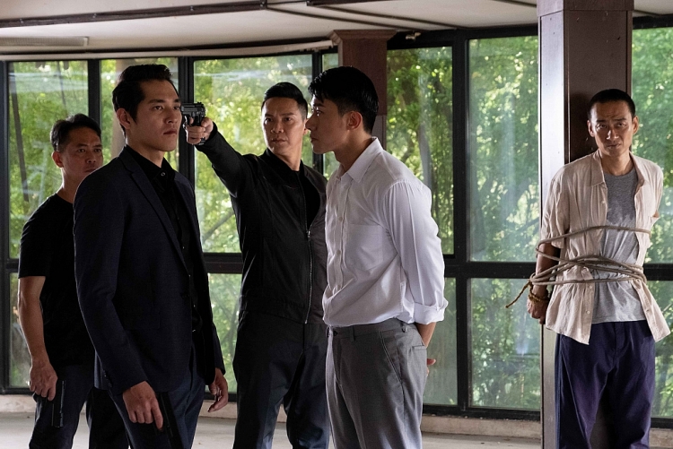 dan sao ong trum tai chinh all is well chao khan gia viet nam