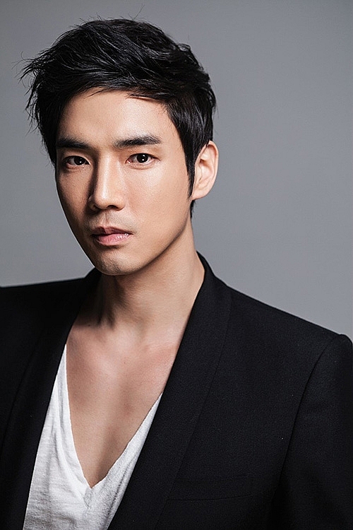 kang ji sub khoe body cuc pham hoa nam chinh si tinh trong hoa mi trong mua