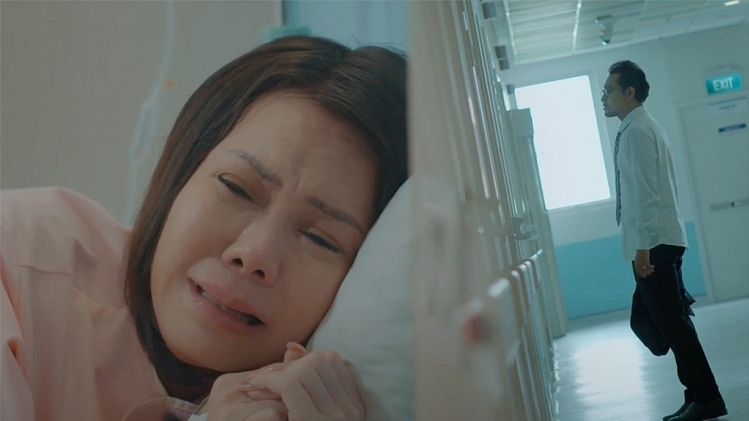 Việt Hương khiến gần 6.000 khán giả xem trực tiếp khóc khi công chiếu tập 5 'Yêu lại từ đầu'