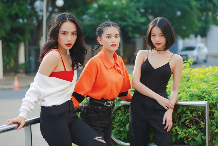 thang may bo phim viet nam thu 2 chieu rap sau mua dich covid