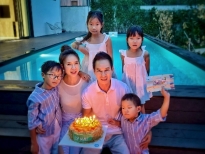 Lý Hải mừng sinh nhật bên vợ và 4 con